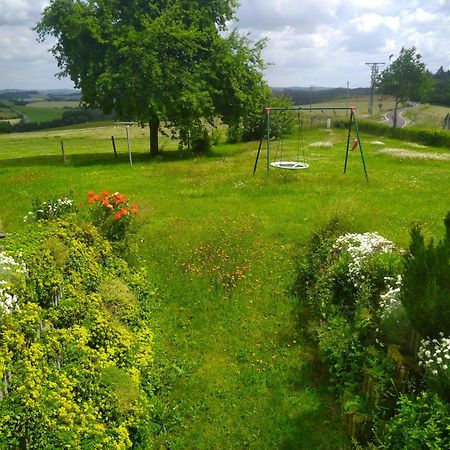 Appartamento Urlaub Mit Hund Auf Dem Bauernhof Hofswald Euscheid Esterno foto